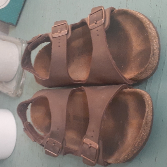 Birkenstock Other - BIRKENSTOCK SANDALS SZ 32 EUR